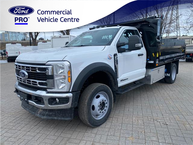 2026 Ford F-550 Chassis  (Stk: 2600860) in Ottawa - Image 1 of 19