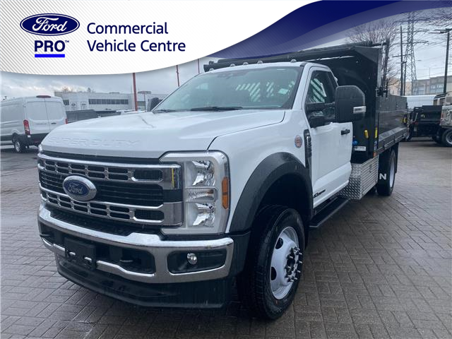 2026 Ford F-550 Chassis  (Stk: 2600850) in Ottawa - Image 1 of 17