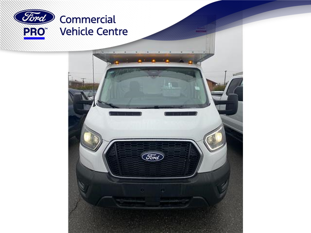 2026 Ford Transit-350 Cutaway Base (Stk: 2603300) in Ottawa - Image 1 of 16