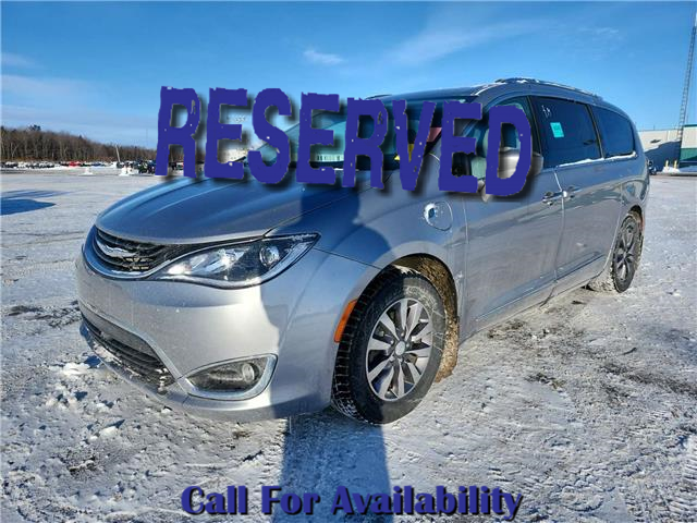 2019 Chrysler Pacifica Hybrid Touring-L (Stk: 42155J) in Belleville - Image 1 of 3