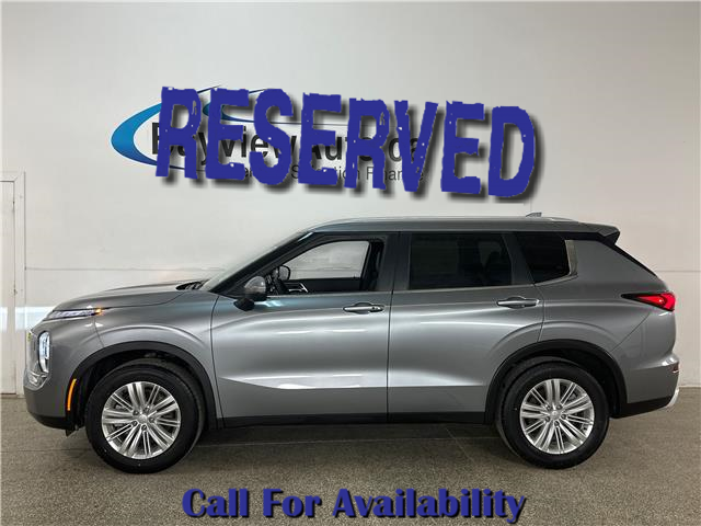 2024 Mitsubishi Outlander SE (Stk: 42377J) in Belleville - Image 1 of 29