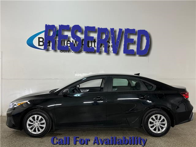 2023 Kia Forte LX (Stk: 42422J) in Belleville - Image 1 of 25