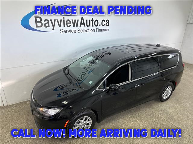 2024 Chrysler Grand Caravan SXT (Stk: 43625J) in Belleville - Image 1 of 28