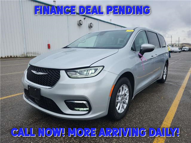 2023 Chrysler Pacifica Touring-L (Stk: 43953J) in Belleville - Image 1 of 8