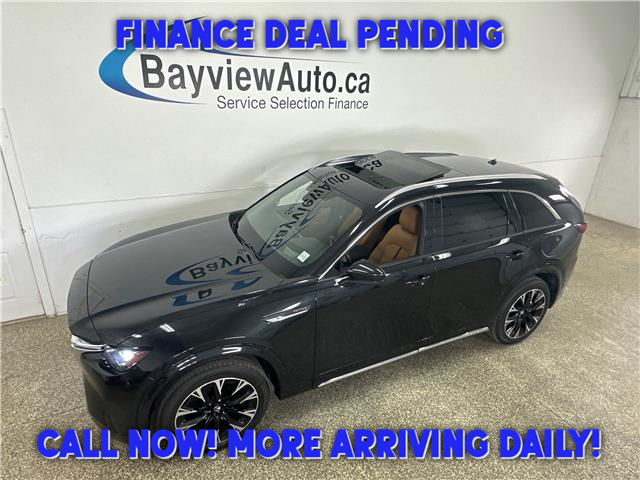 2025 Mazda CX-90 MHEV Signature (Stk: 44102J) in Belleville - Image 1 of 35