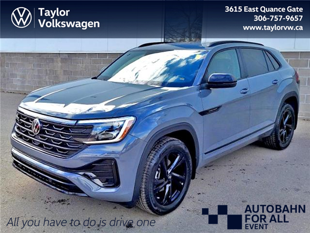2025 Volkswagen Atlas Cross Sport 2.0 TSI Comfortline R-Line Black Edition (Stk: 250226) in Regina - Image 1 of 42