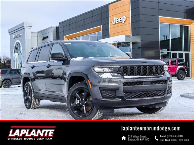 2025 Jeep Grand Cherokee L Laredo (Stk: 25045) in Embrun - Image 1 of 24