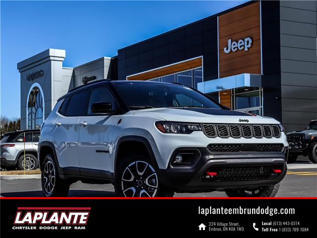 2025 Jeep Compass Trailhawk (Stk: 25083) in Embrun - Image 1 of 24