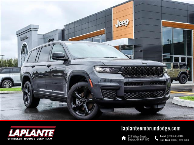 2025 Jeep Grand Cherokee L Laredo (Stk: 25045) in Embrun - Image 1 of 25