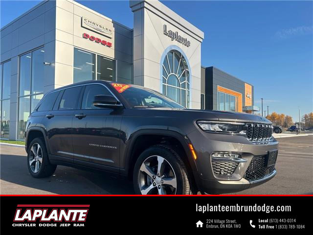 2022 Jeep Grand Cherokee 4xe Base (Stk: 22270) in Embrun - Image 1 of 38