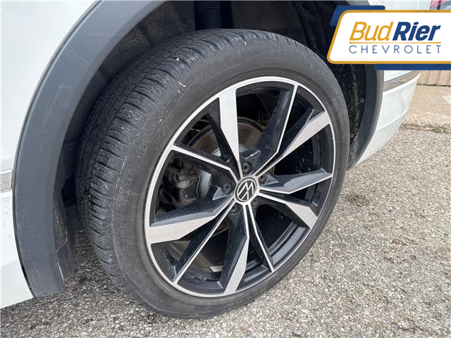 2022 Volkswagen Tiguan Highline R-Line in Paisley - Image 12 of 12