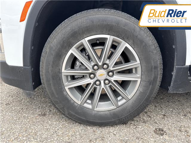 2023 Chevrolet Traverse LT Cloth in Paisley - Image 11 of 13