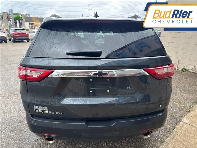 2020 Chevrolet Traverse 3LT in Paisley - Image 5 of 12