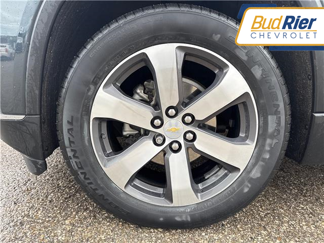 2020 Chevrolet Traverse 3LT in Paisley - Image 8 of 12