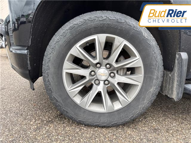 2022 Chevrolet Silverado 1500 LTD High Country in Paisley - Image 8 of 14