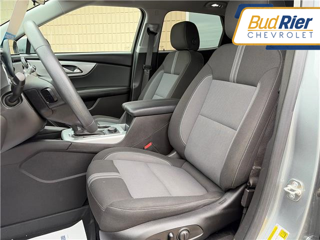 2024 Chevrolet Blazer LT in Paisley - Image 10 of 16 2024 Chevrolet Blazer LT in Paisley - Image 10 of 16