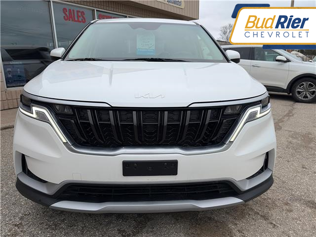 2022 Kia Carnival LX in Paisley - Image 2 of 14 2022 Kia Carnival LX in Paisley - Image 2 of 14