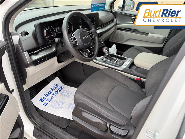 2022 Kia Carnival LX in Paisley - Image 8 of 14 2022 Kia Carnival LX in Paisley - Image 8 of 14