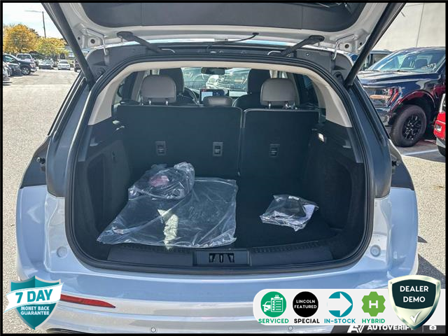 2025 Lincoln Corsair Grand Touring (Stk: 250033) in Hamilton - Image 11 of 24