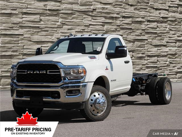 2024 RAM 5500 Chassis Tradesman/SLT (Stk: R2089) in Hamilton - Image 1 of 27