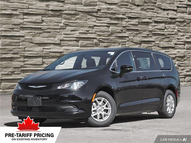 2025 Chrysler Grand Caravan SXT (Stk: C7902) in Brantford - Image 1 of 28