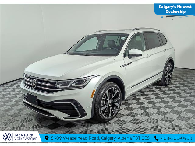 2024 Volkswagen Tiguan Highline R-Line (Stk: TU0172) in Calgary - Image 1 of 25