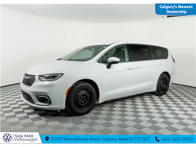 2023 Chrysler Pacifica Touring-L (Stk: TT-080A) in Calgary - Image 1 of 23