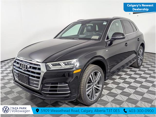 2020 Audi Q5 45 Technik (Stk: TU0070) in Calgary - Image 1 of 23