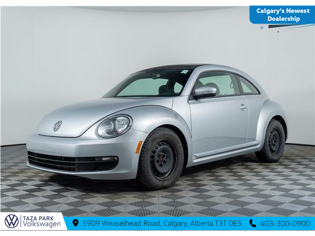 2013 Volkswagen Beetle 2.5L Comfortline (Stk: TT-030A) in Calgary - Image 1 of 22