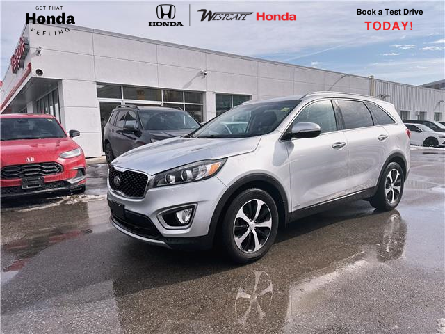 2017 Kia Sorento 2.0L EX (Stk: S0300A) in London - Image 1 of 26