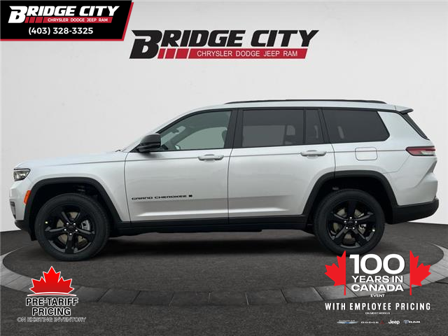 2025 Jeep Grand Cherokee L Laredo (Stk: 36228) in Lethbridge - Image 1 of 8