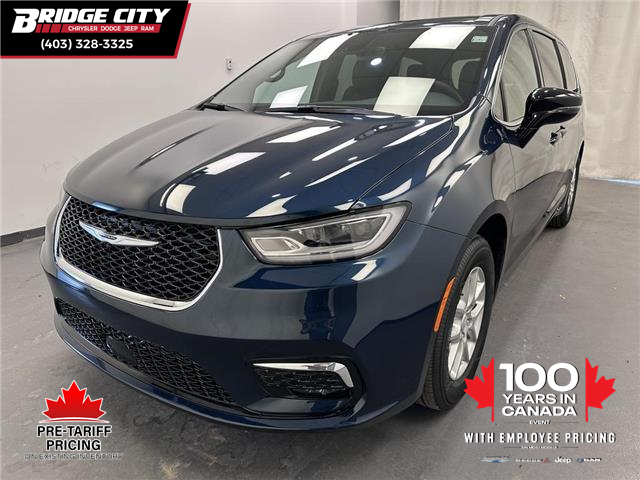 2025 Chrysler Pacifica Select (Stk: 40096) in Lethbridge - Image 1 of 29