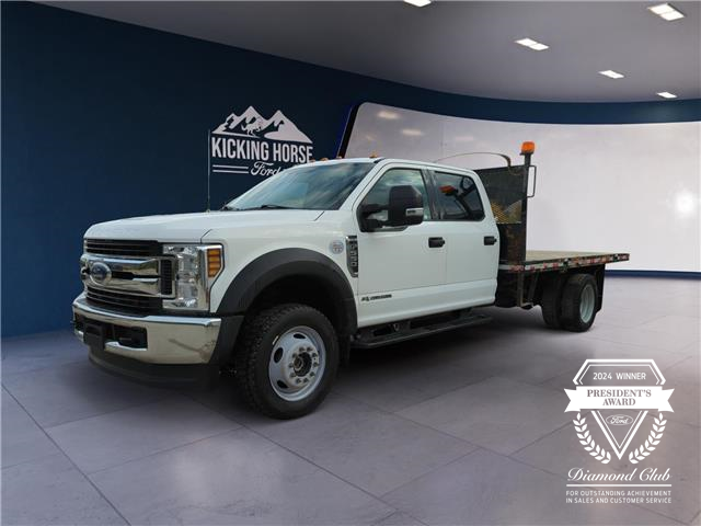 2019 Ford F-550 Chassis XLT (Stk: 11643) in Golden - Image 1 of 17