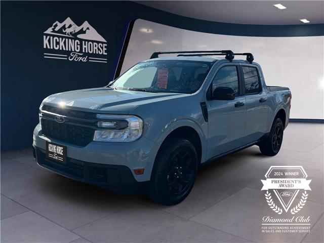 2024 Ford Maverick XLT (Stk: 11450) in Golden - Image 1 of 17