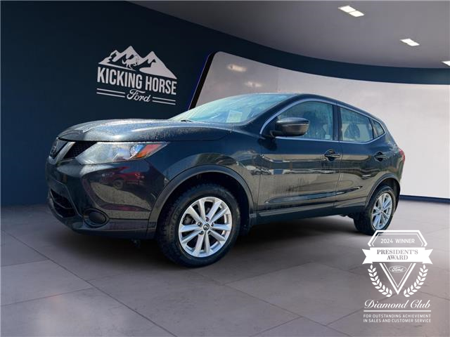 2019 Nissan Qashqai  (Stk: 12138) in Golden - Image 1 of 17