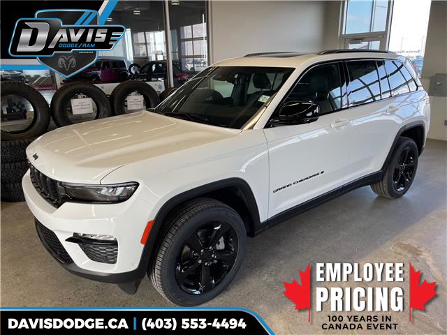 2025 Jeep Grand Cherokee Limited (Stk: 24888) in Fort Macleod - Image 1 of 28