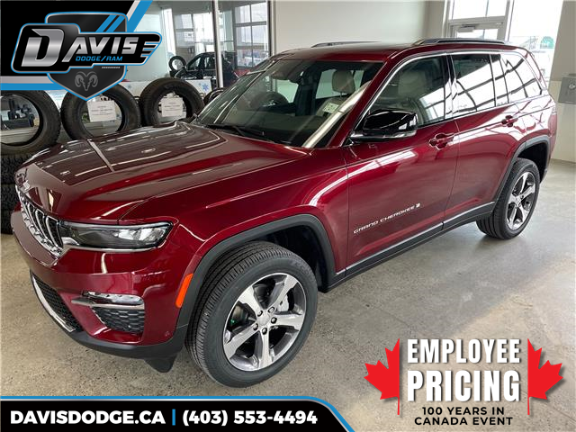 2025 Jeep Grand Cherokee Limited (Stk: 24893) in Fort Macleod - Image 1 of 28