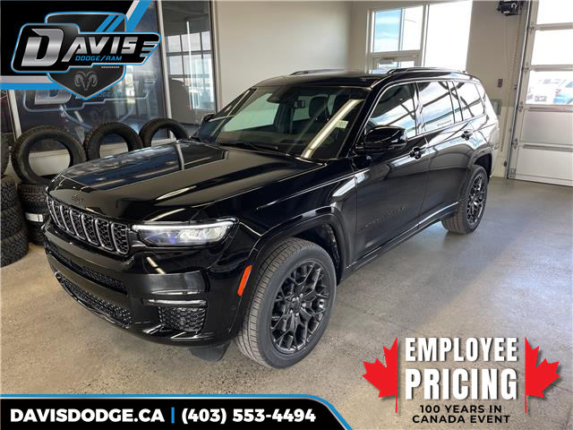 2025 Jeep Grand Cherokee L Summit (Stk: 25002) in Fort Macleod - Image 1 of 33