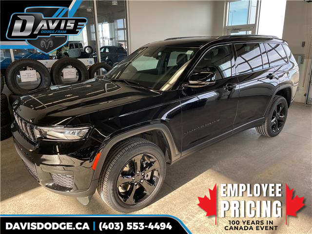 2025 Jeep Grand Cherokee L Laredo (Stk: 24875) in Fort Macleod - Image 1 of 25