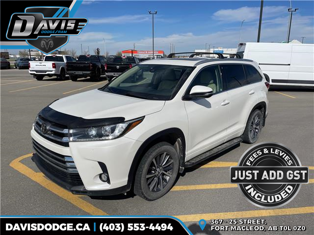 2017 Toyota Highlander  (Stk: 25089) in Fort Macleod - Image 1 of 9