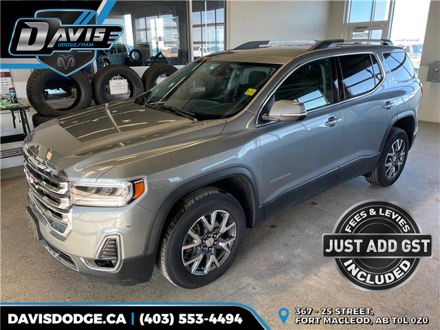 2023 GMC Acadia SLT (Stk: 24925) in Fort Macleod - Image 1 of 26