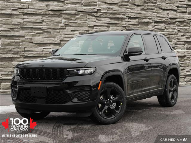 2025 Jeep Grand Cherokee Laredo (Stk: S4004) in Hamilton - Image 1 of 27