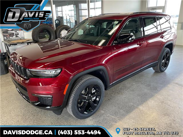 2025 Jeep Grand Cherokee L Limited (Stk: 24892) in Fort Macleod - Image 1 of 26
