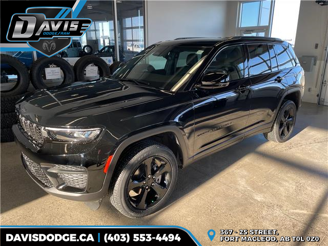 2025 Jeep Grand Cherokee Laredo (Stk: 24854) in Fort Macleod - Image 1 of 24