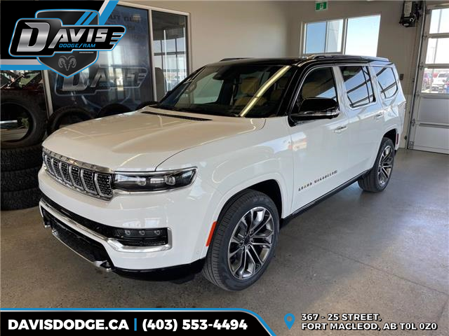 2025 Jeep Grand Wagoneer Series III (Stk: 24999) in Fort Macleod - Image 1 of 32