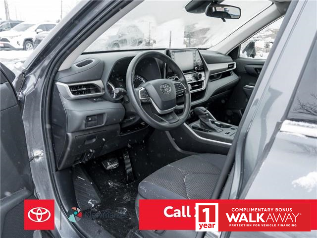 2022 Toyota Highlander LE (Stk: 39858A) in Newmarket - Image 7 of 24