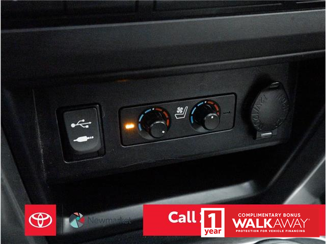 2015 Toyota 4Runner SR5 V6 (Stk: 39757B) in Newmarket - Image 20 of 28