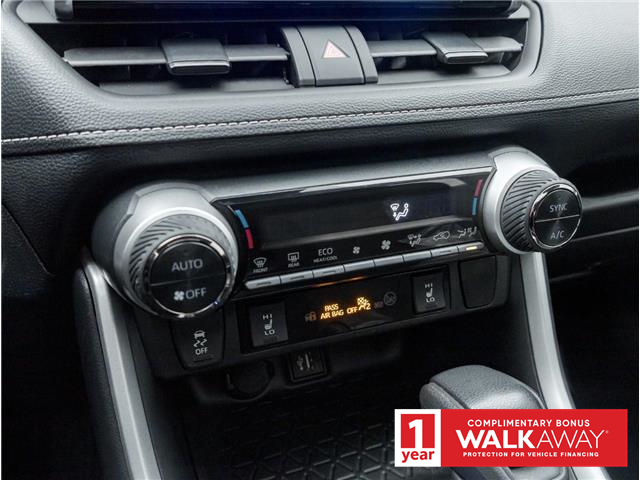 2024 Toyota RAV4 Hybrid XLE (Stk: 40052A) in Newmarket - Image 17 of 25