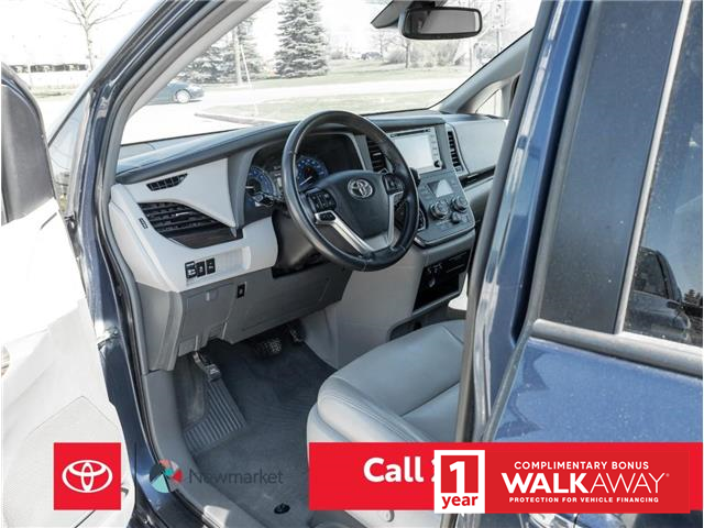 2019 Toyota Sienna XLE 7-Passenger (Stk: 40093A) in Newmarket - Image 8 of 26