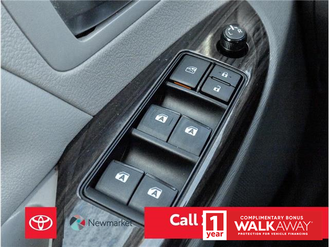 2019 Toyota Sienna XLE 7-Passenger (Stk: 40093A) in Newmarket - Image 14 of 26